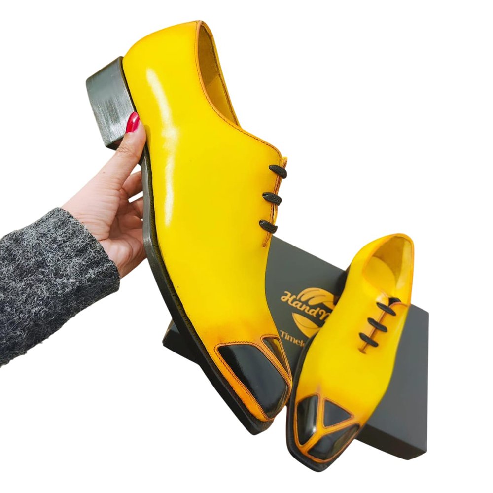M315 Solare — Men's Vibrant Yellow Patent Genuine Leather Wholecut Oxford Lace-Up Smart Casual Dress Shoes with Leather Sole - Image 1