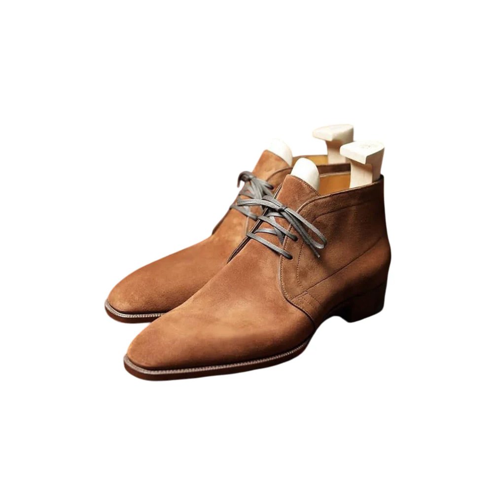 M91 Deserto — Men's Tan Camel Suede Plain-Toe Lace-Up Chukka Ankle Boots with Grey Laces & Leather Sole - Image 1
