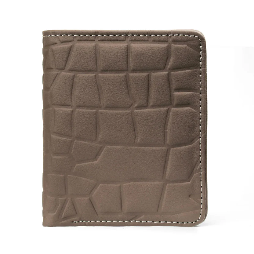 W18 Coccodrilozzo — Men's Warm Taupe Grey Genuine Crocodile-Embossed Leather Saddle Stitch Slim Bifold Card Wallet - Image 1